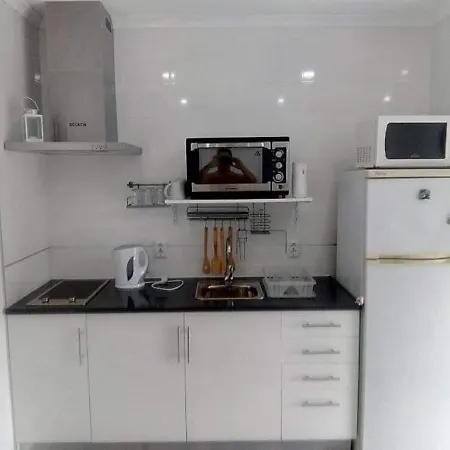 Impeccable 1 Bed In Villa *