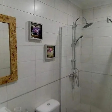 Villa - Sleeps 4 & Free Parking *