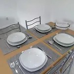 - Sleeps 4 & Free Parking * Ribeira Grande