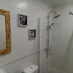 Villa - Sleeps 4 & Free Parking *