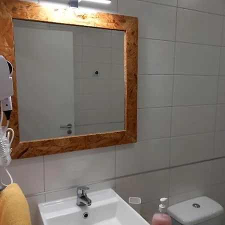 Impeccable 1 Bed In Ribeira Grande